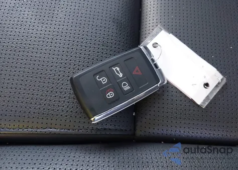 2026 Jaguar F-Pace R-Dynamic S P400 Awd Automatic z USA, uszkodzony, nr VIN SADCT2FU8TA758391